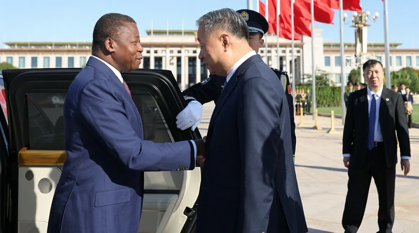 Faure Gnassingbé en Chine : le geste du Président du Conseil à Pékin